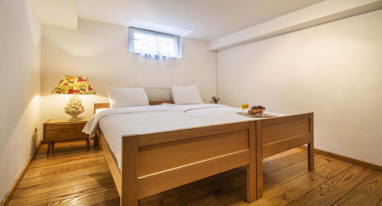 Spacious Duplex In Brussels Historical Center Eksteriør bilde